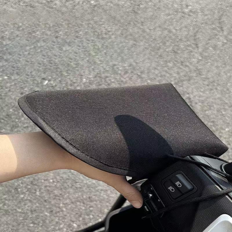 Motorcycle Handlebar Cover 1pa - Heat Resistant Glove のレビューと価格